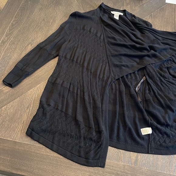 WHITE House Black Market Black Open Front Sweater Size Small - Picture 4 of 7